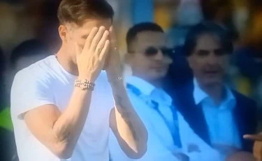 Como ko, Fabregas perde la calma con i giornalisti: "Vi ricordo una cosa"