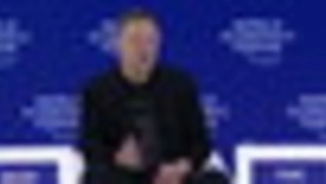 Elon Musk: entro la fine dell'anno i robot umanoidi sul mercato