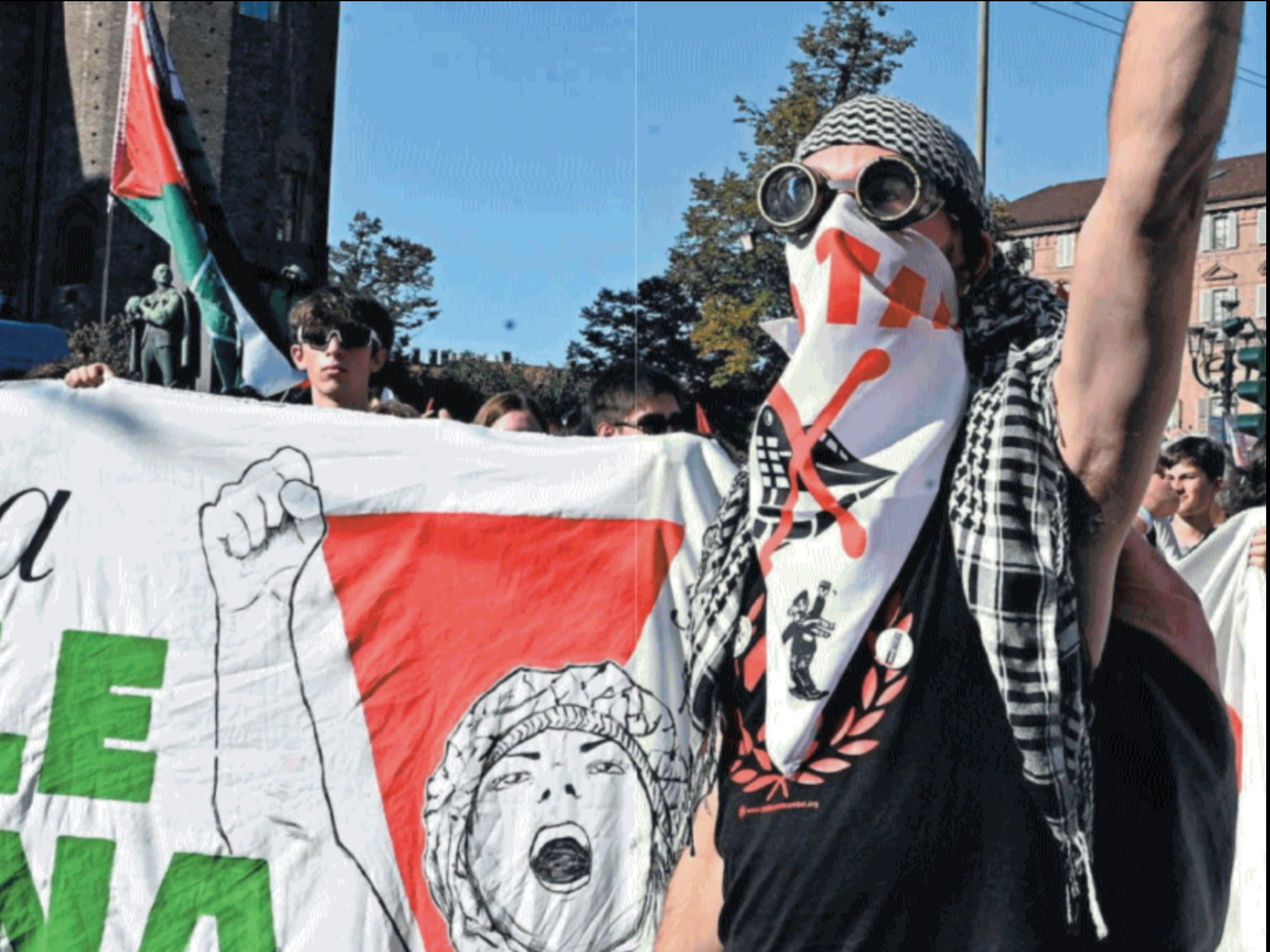 La rossa Reggio Emilia chiede ai docenti ebrei di condannare Israele: rivolta contro il sindaco Pd