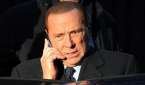 Il Cavaliere si difende in Aula:"Sono totalmente estraneo"