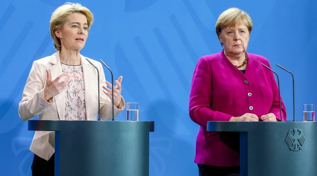 Coronavirus, Angela Merkel: il piano per fregare l'Italia al Consiglio europeo tra Mes e Recovery fund