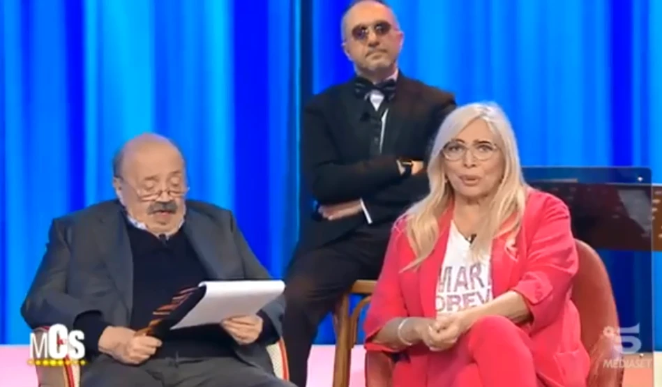 Maurizio Costanzo Show, drammatica confessione di Mara Venier: "Il momento più buio"