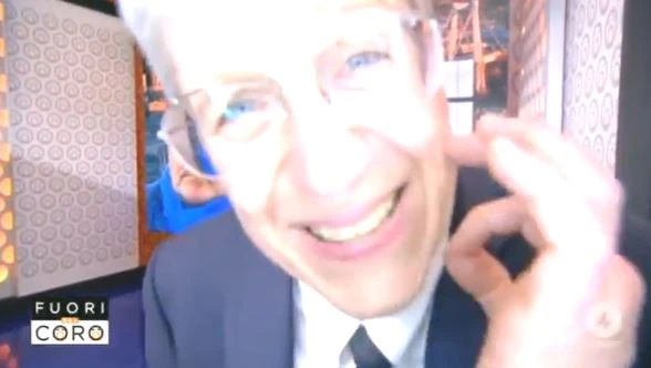 Fuori dal Coro, Mario Giordano: "43 morti sul ponte Morandi e a Toscani non interessa, leccac*** dei Benetton"