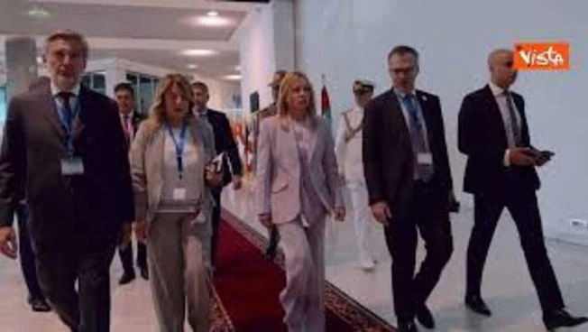 https://media.liberoquotidiano.it/sRplEATQgCJkyBBofMC5-gUgD6B9e7d3rzw8Eeiabo0/width:800/quality:90/aW1hZ2VzLzIwMjUvMTAvMTMvMTYzMTEyOTA1LTMwZGFjMWZmLTAyYWUtNGYwNy04MzY0LTlkNTU2NjUxZmNkMi5qcGc.webp