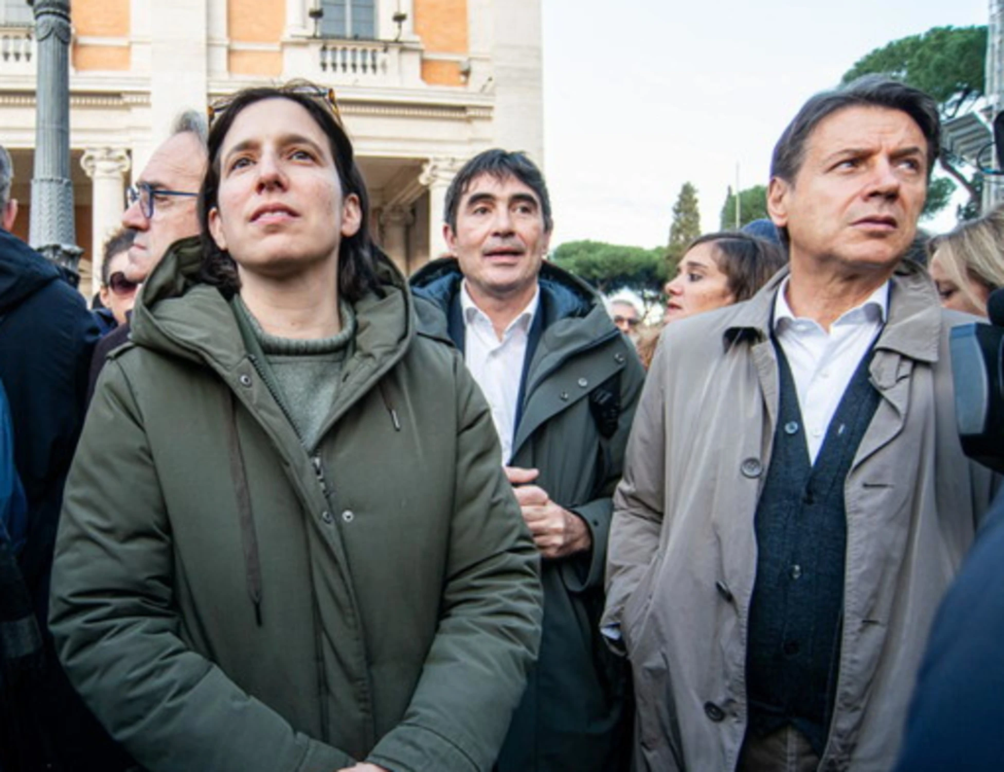 Schlein e Conte, chi è uscito peggio dallo scontro in aula con Meloni?