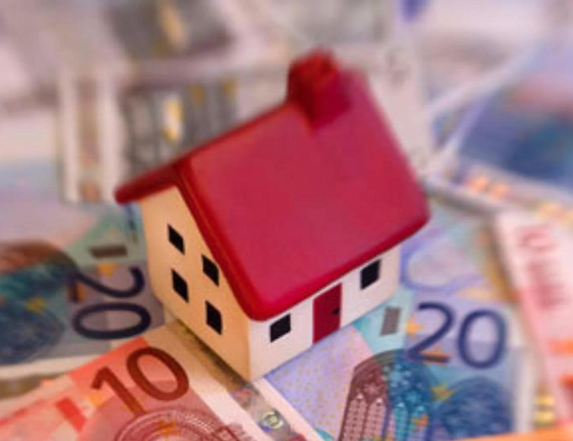 Tasse, arriva un nuovo taglio: ecco di quanto cresce la busta paga