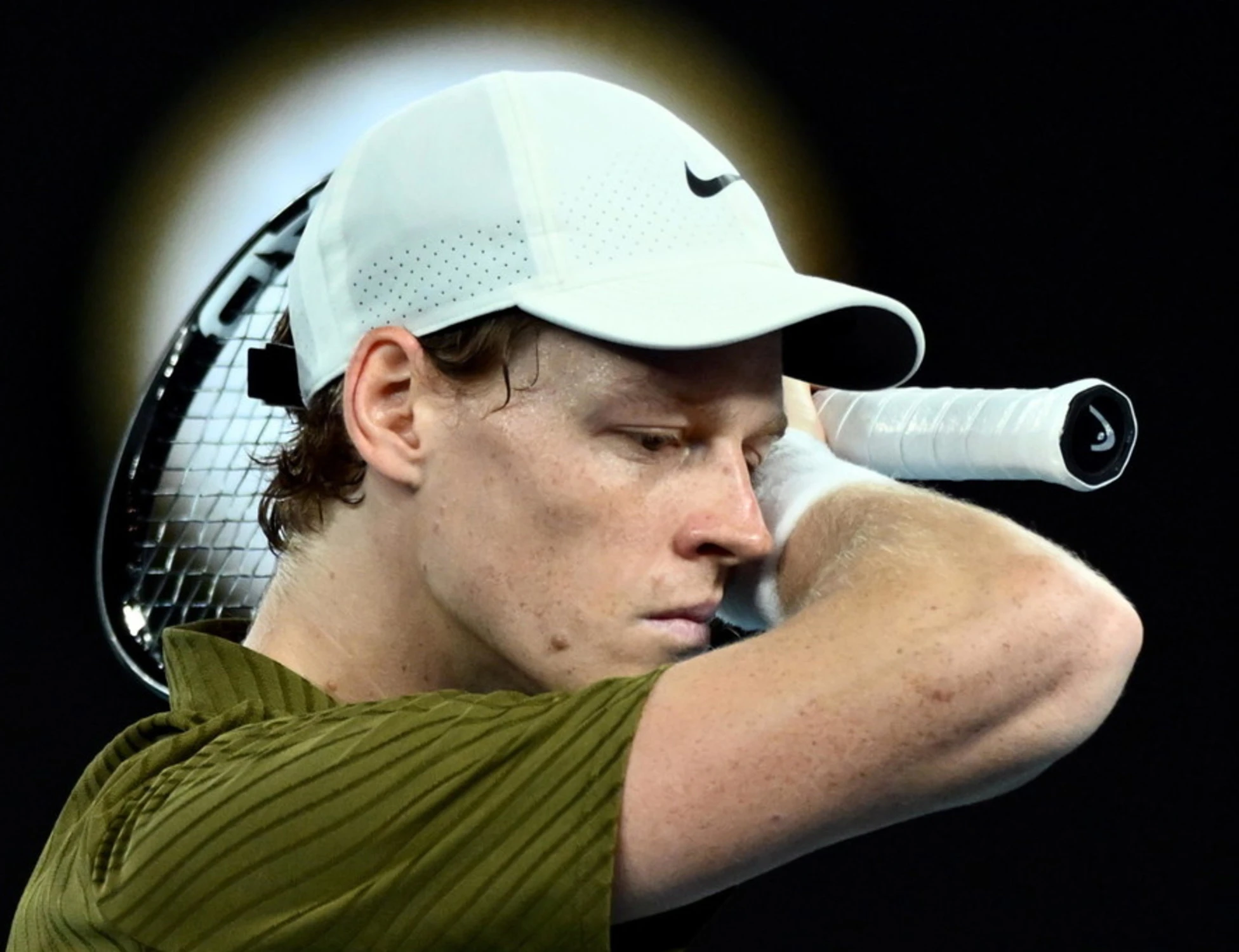 Jannik Sinner, un'ombra nera sul campione: "Perché è meno efficace"