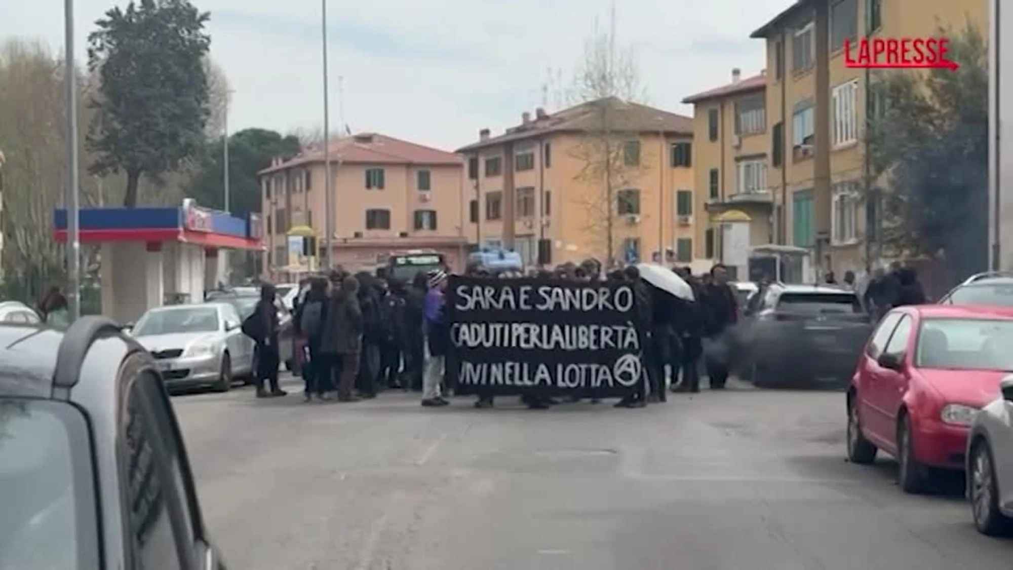 Roma, corteo anarchico non autorizzato in ricordo di Ardizzone e Mercogliano