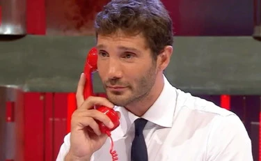 Sanremo 2026, lo spot di Stefano De Martino è una sentenza: "Ecco cosa significa"