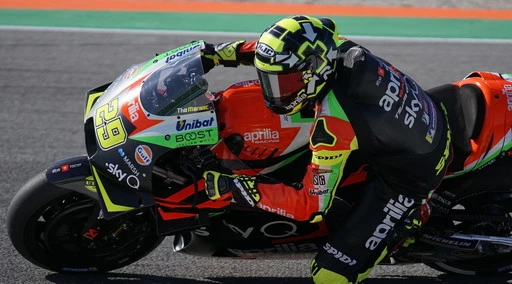 Andrea Iannone, la Federmoto picchia duro: doping per errore, ma 18 mesi di stop