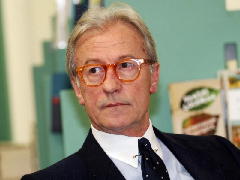 Vittorio Feltri, Alain Delon ha ragione a non fidarsi degli eredi