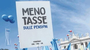 Pensioni, la grande fuga: 400mila italiani si godono soldi, mare e zero tasse all'estero