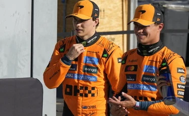 F1, terremoto a Las Vegas: McLaren squalificate, Verstappen riapre il Mondiale