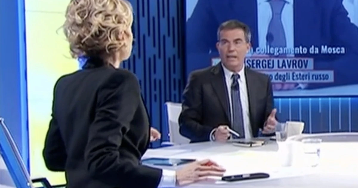 Otto e Mezzo, "forse noi giornalisti...": Floris-Gruber, la bordata sull'intervista a Lavrov