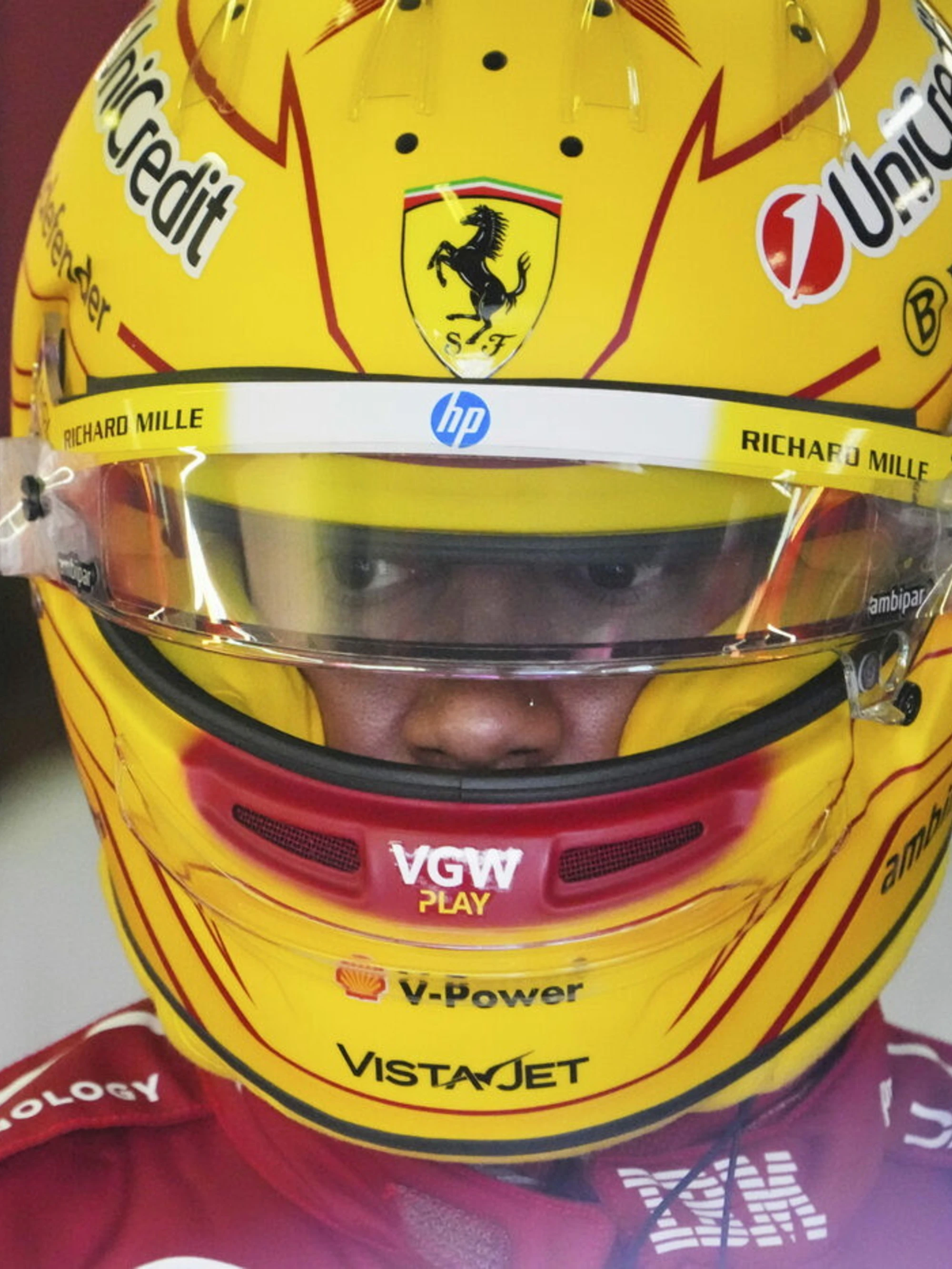 Lewis Hamilton, lo sfogo: "Non so che tasti premere!", sconcerto tra i tifosi della Ferrari