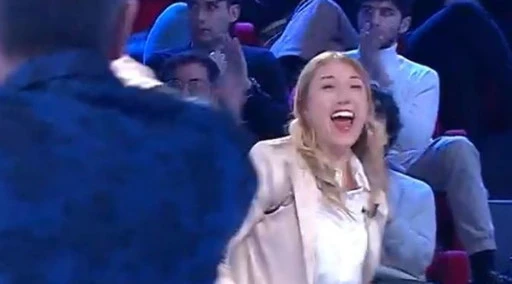 Affari Tuoi, Francesca accetta l'offerta: "Che faccia fa la sorella"