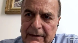 L'aria che tira, Bersani: "Perbacco", come sbrocca sul reddito di cittadinanza