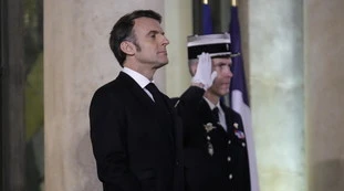 Emmanuel Macron è molto disperato e quindi più pericoloso