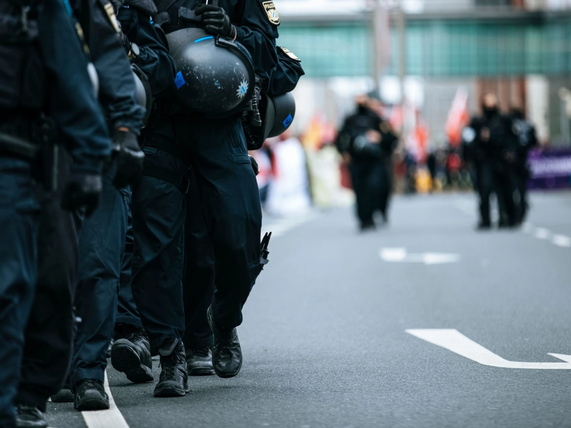 Repubblica ceca, uomo accoltella tre persone per strada: catturato