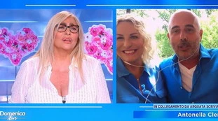 Domenica In, "ciò che non hai mai visto": clamoroso, Mara Venier spiazza il fidanzato della Clerici
