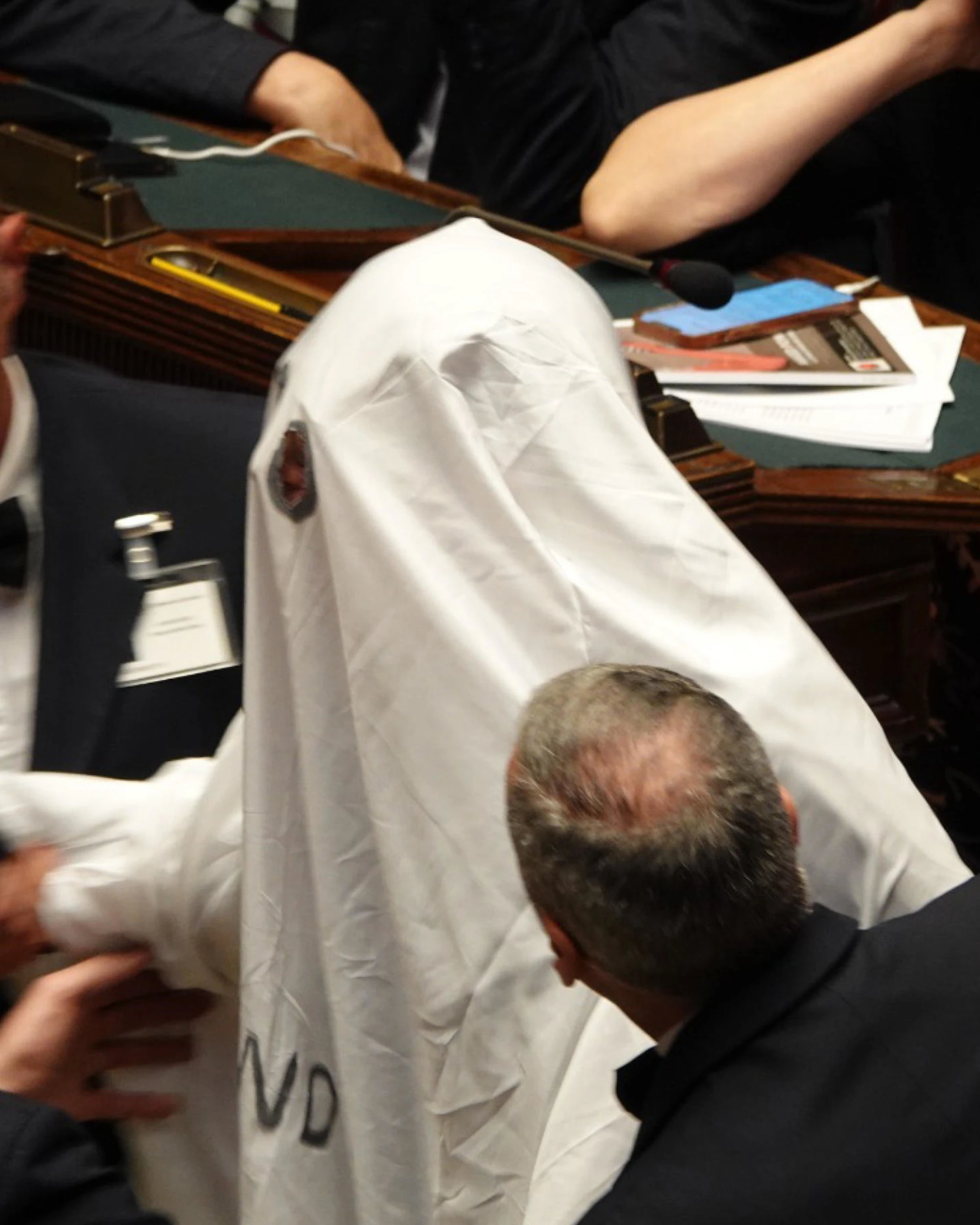 Riccardo Magi "fantasma" alla Camera? Sospeso (e punito anche da sinistra)