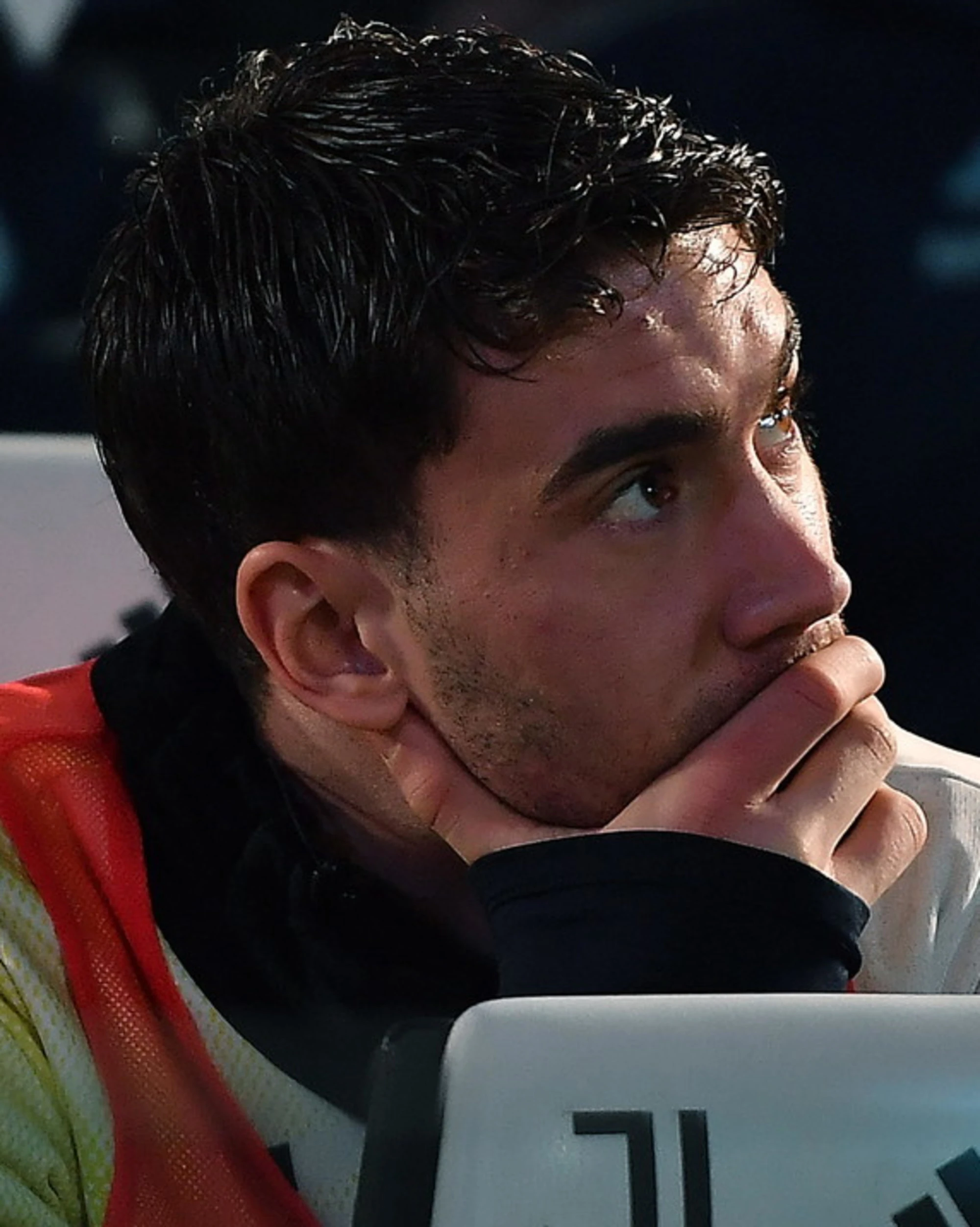 Juve, bufera su Vlahovic: l'inspiegabile "mi piace" dopo il ko