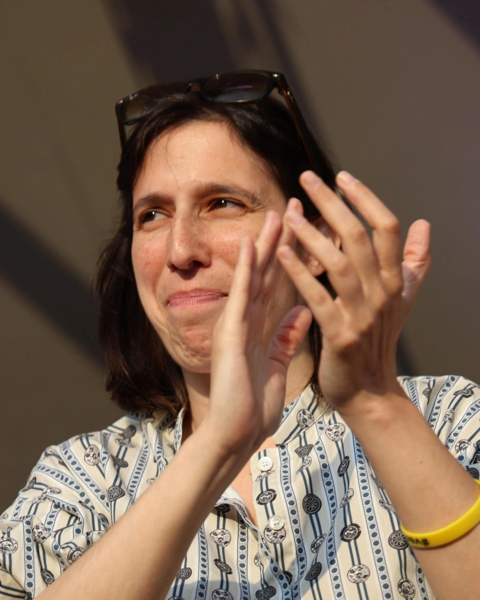 Pd, Elly Schlein ad Amsterdam e mezzo partito in piazza contro Israele