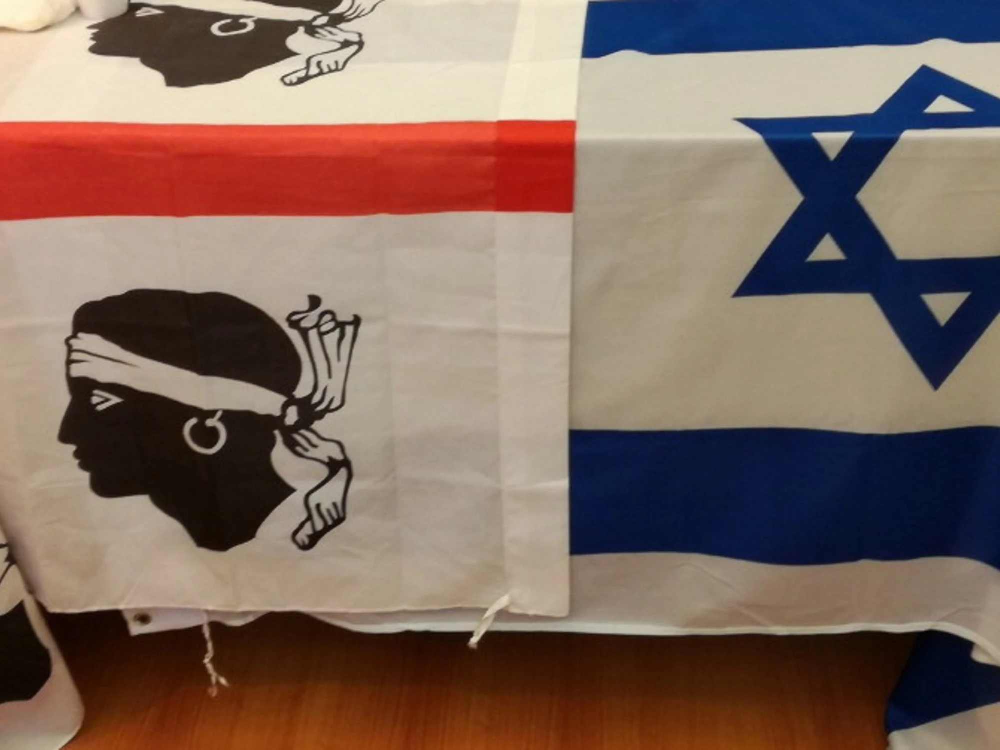 Associazioni Italia-Israele, "vergognoso attentato alla sede di Chenàbura - Sardos pro Israele"