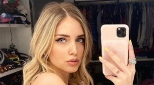 Chiara Ferragni, "non tutte diventano balenottere": orrore contro l'influencer incinta, tutto per questa foto