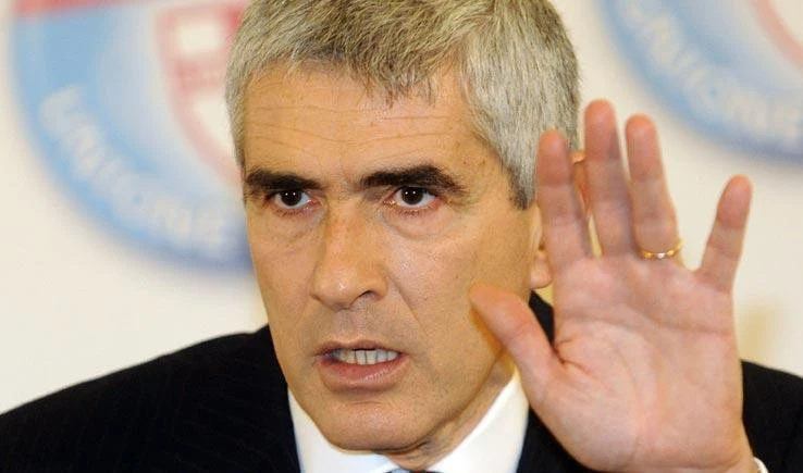 Casini sbaglia parrocchia col Pd rischia la fine