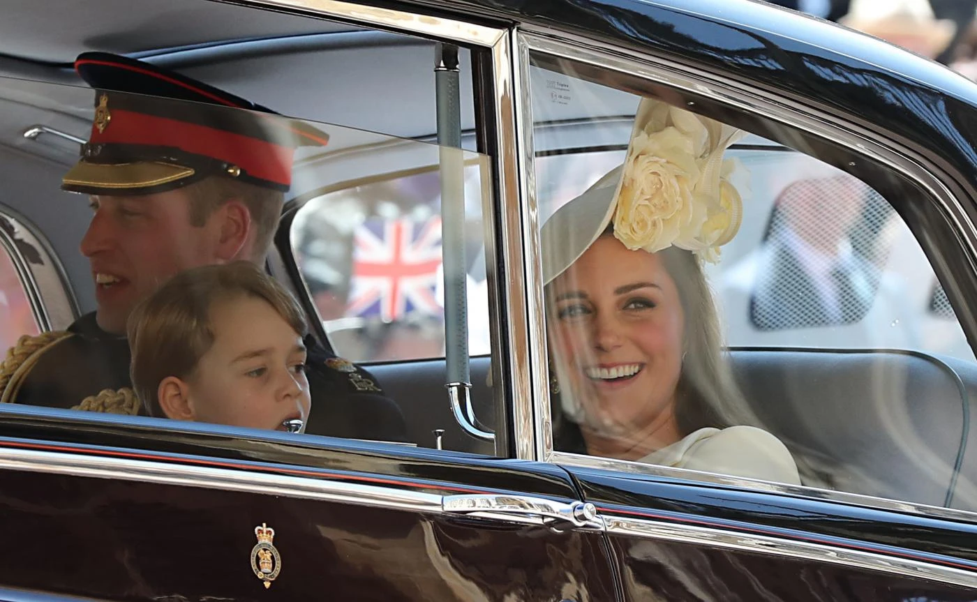 Kate Middleton e William, il retroscena agghiacciante. Ordine alla tata: quale parola non deve mai pronunciare