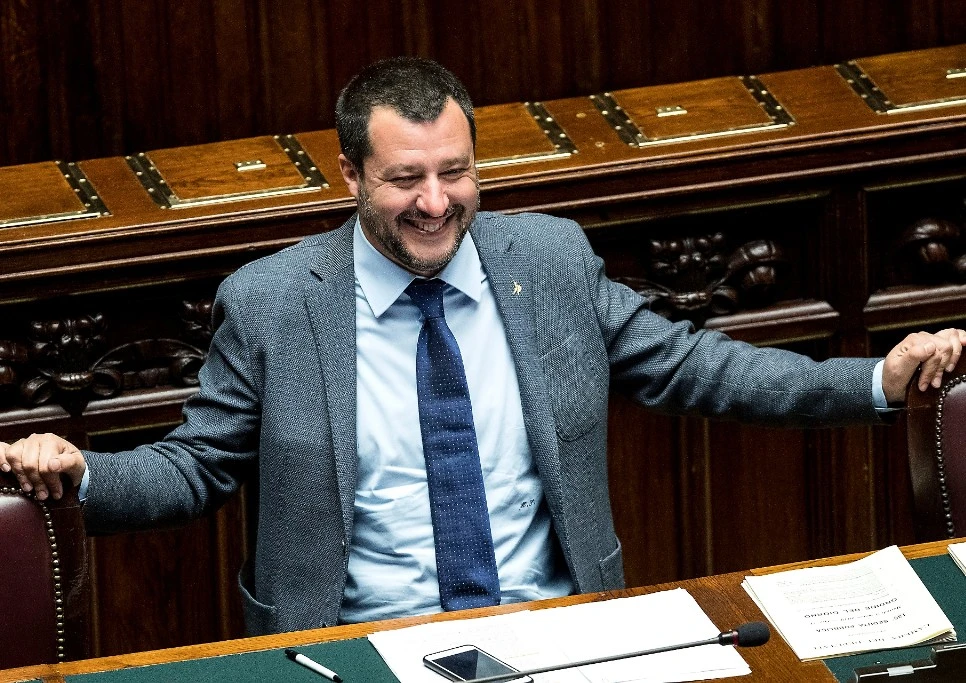 Matteo Salvini, il retroscena: adesso aspetta le urne ma finché Luigi Di Maio resiste si va avanti