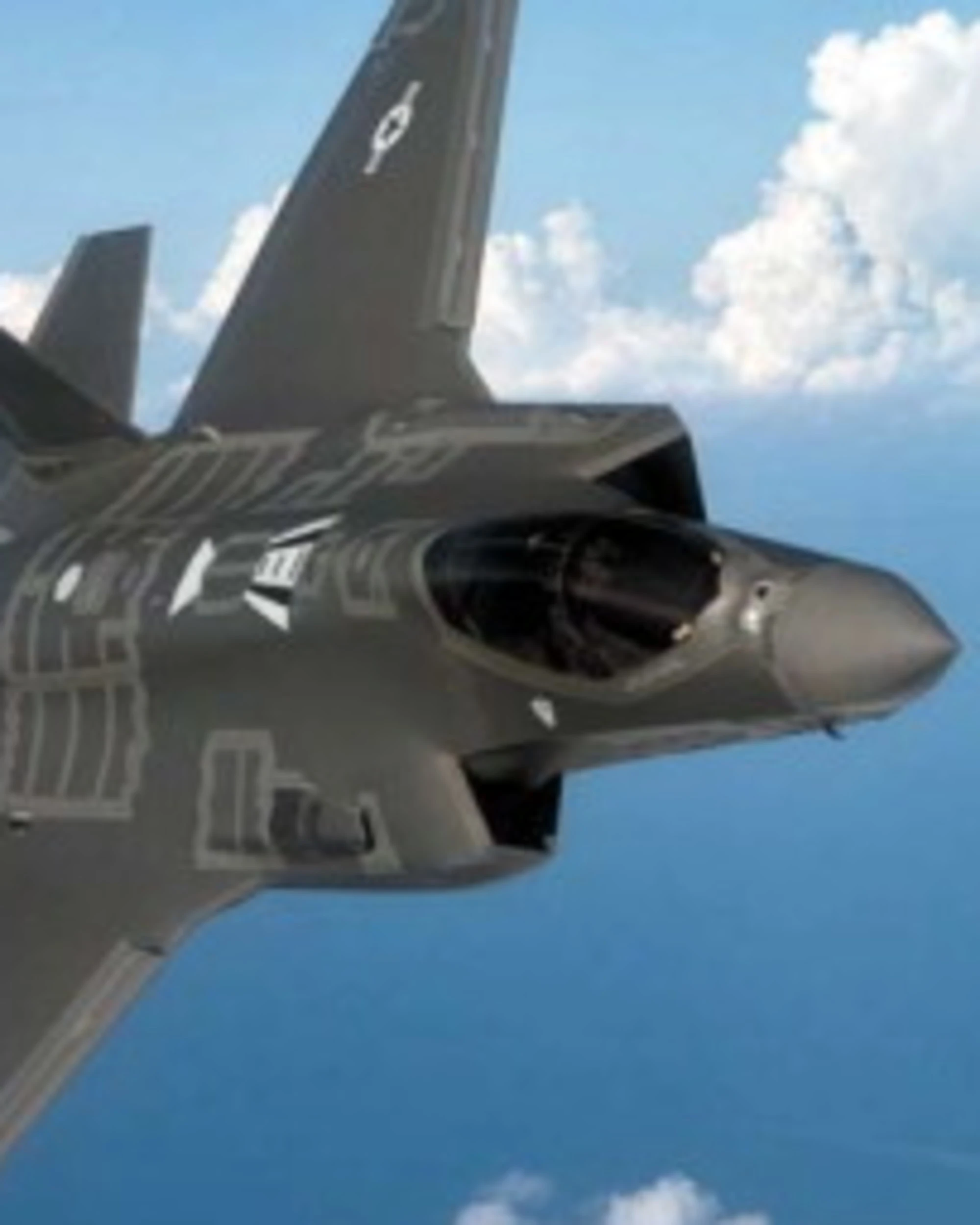 Pd, il cortocircuito della sinistra sui jet Usa