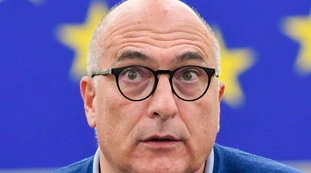 Andrea Cozzolino