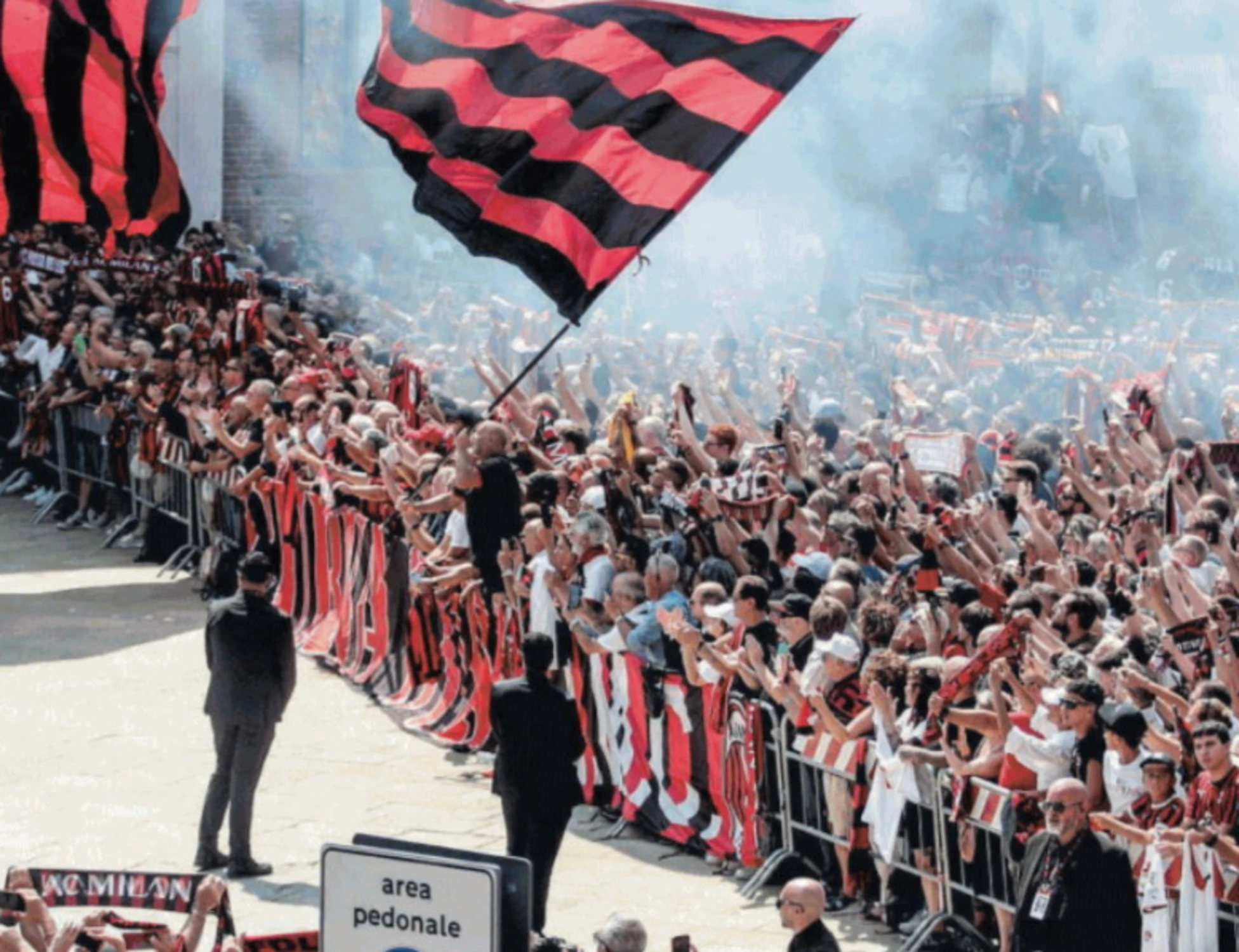 Franco Baresi, la piazza gremita figlia di una scelta che vale l'eternità