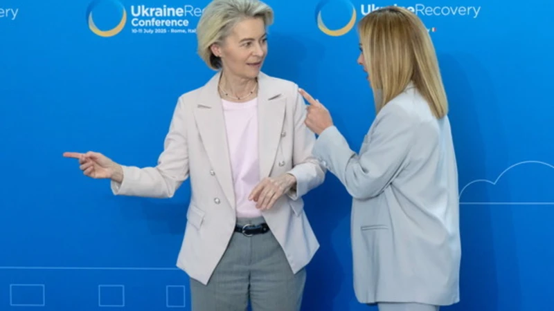 https://media.liberoquotidiano.it/srMcgNth4kY5eRqSy_Zd0LX9Non4t-zaZNZ1KDT0V1M/width:800/quality:90/aW1hZ2VzLzIwMjYvMDYvMDMvMDcwMDAyNzM3LTZhMTA5NWJhLTM1NzgtNDU5Ny1iNWZiLTNlYzAzYjE2MWMxMS5qcGc.webp