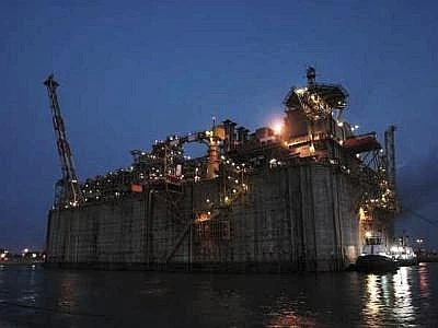 In arrivo in bolletta un miliardo in incentivi per i nuovi rigassificatori