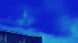 &nbsp;L'apparizione della Madonna durante la preghiera del Papa