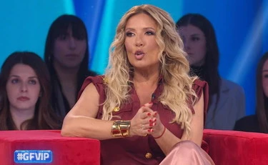 Gf Vip, Rossella Erra infilza Selvaggia Lucarelli: "Se lo avessi detto io..."