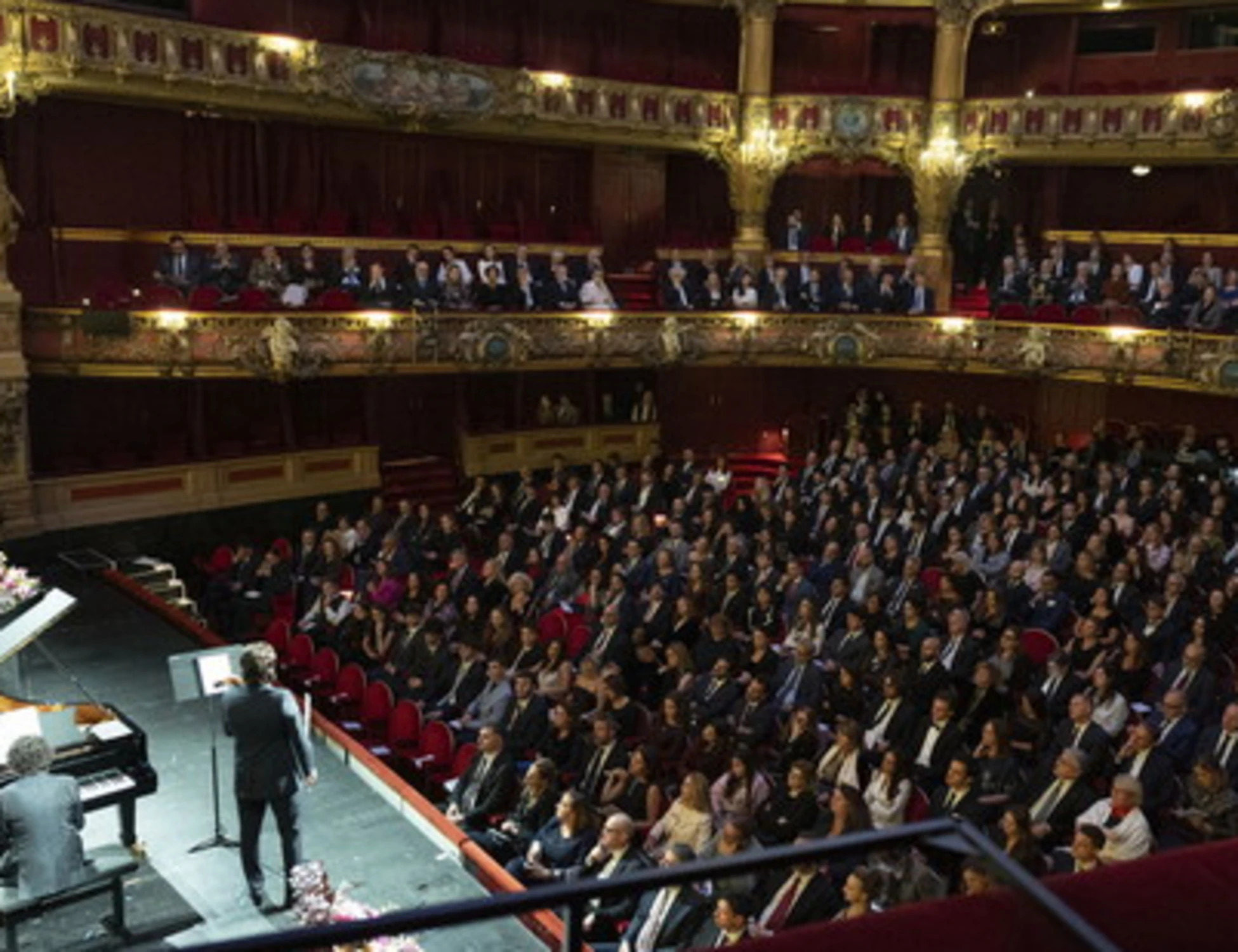 Opera e teatro, solo da riposati? Sì, lo insegna la storia dell'aristocrazia...