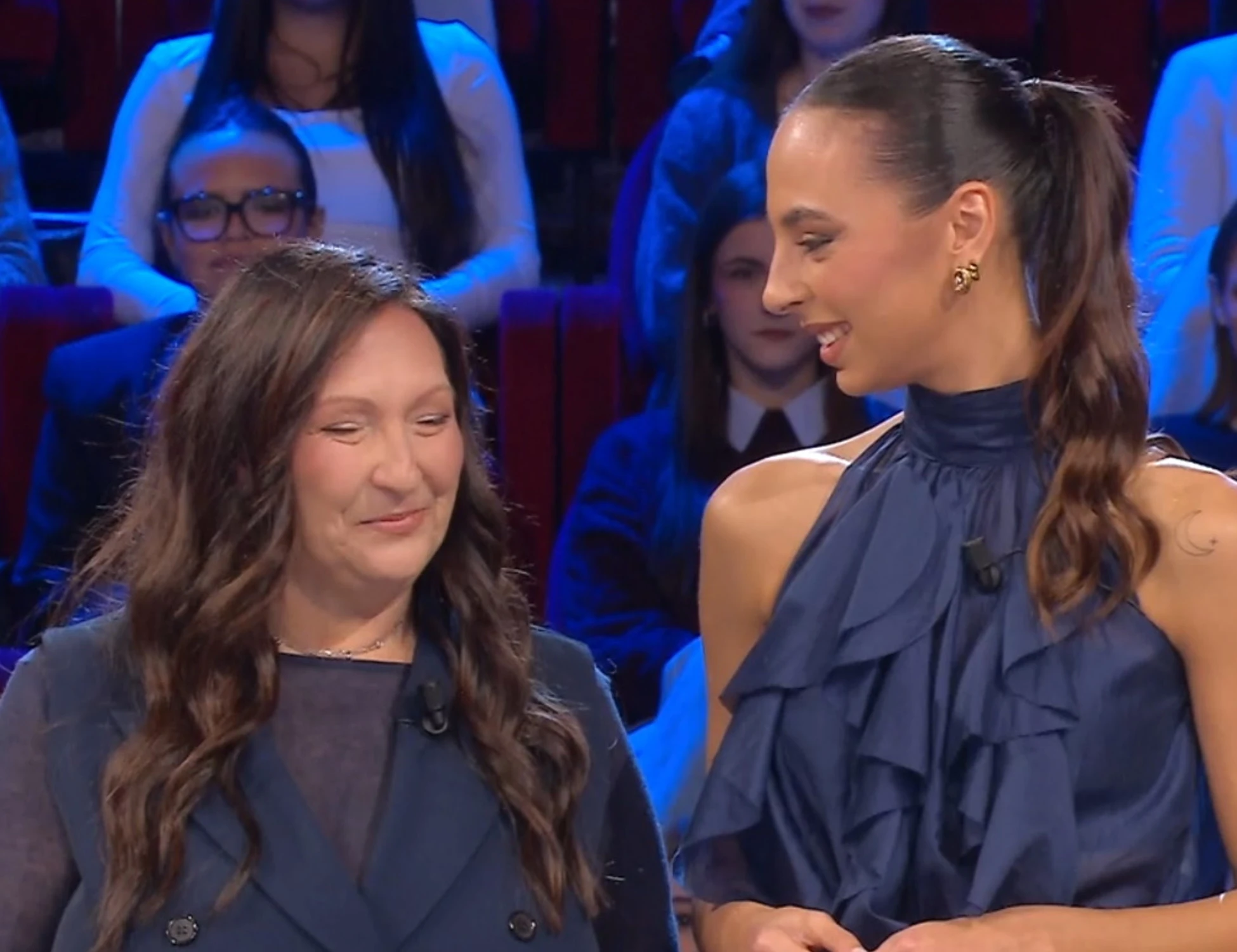 Affari Tuoi, clamoroso: quanti anni ha la mamma di Giulia