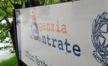 Fisco, busta paga nel mirino: ecco chi rischia una stangata