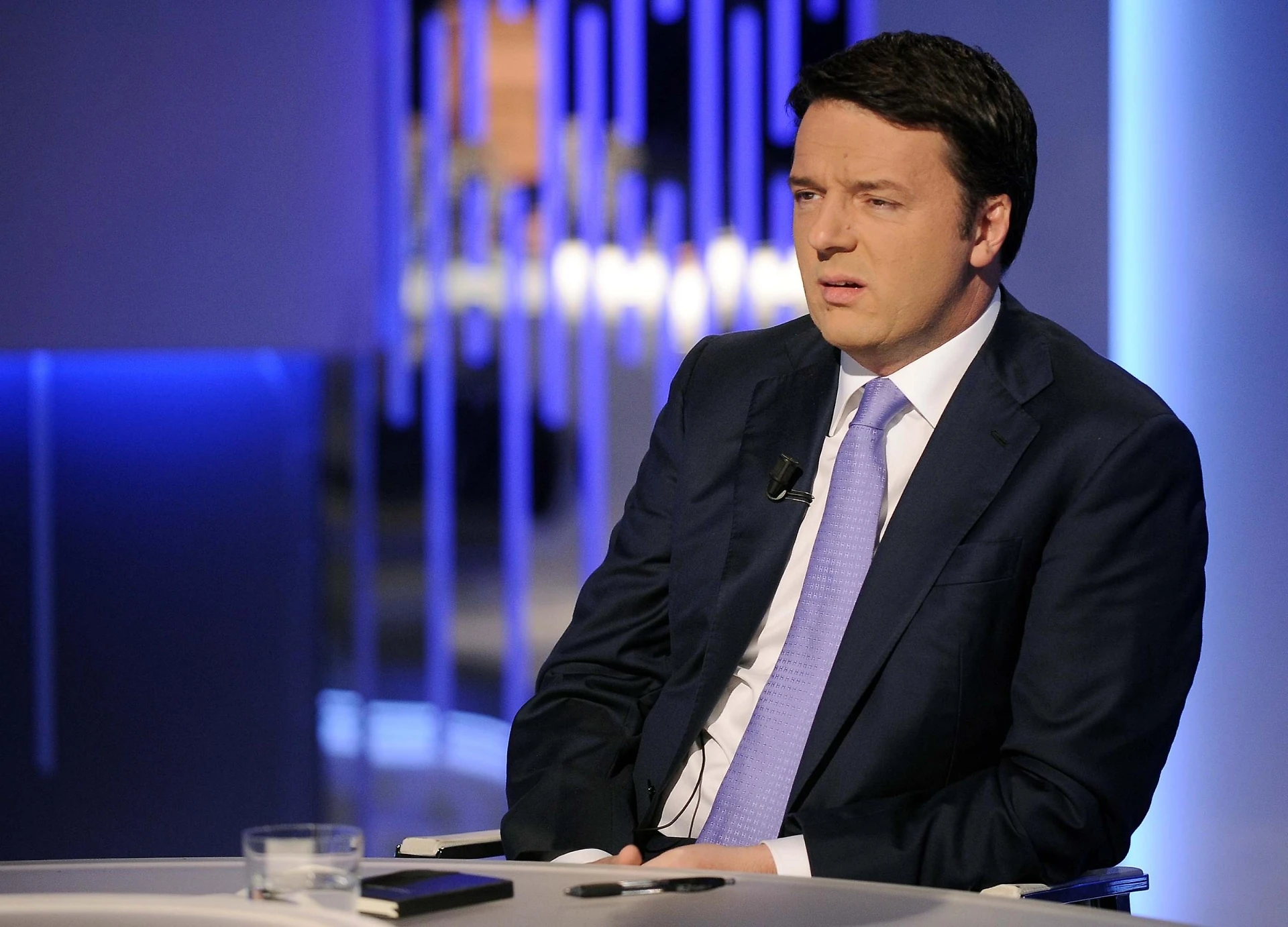 Sondaggio Ixè, sale Pd e M5S, crollo Forza Italia e Lega: in calo anche Mattarella e Renzi