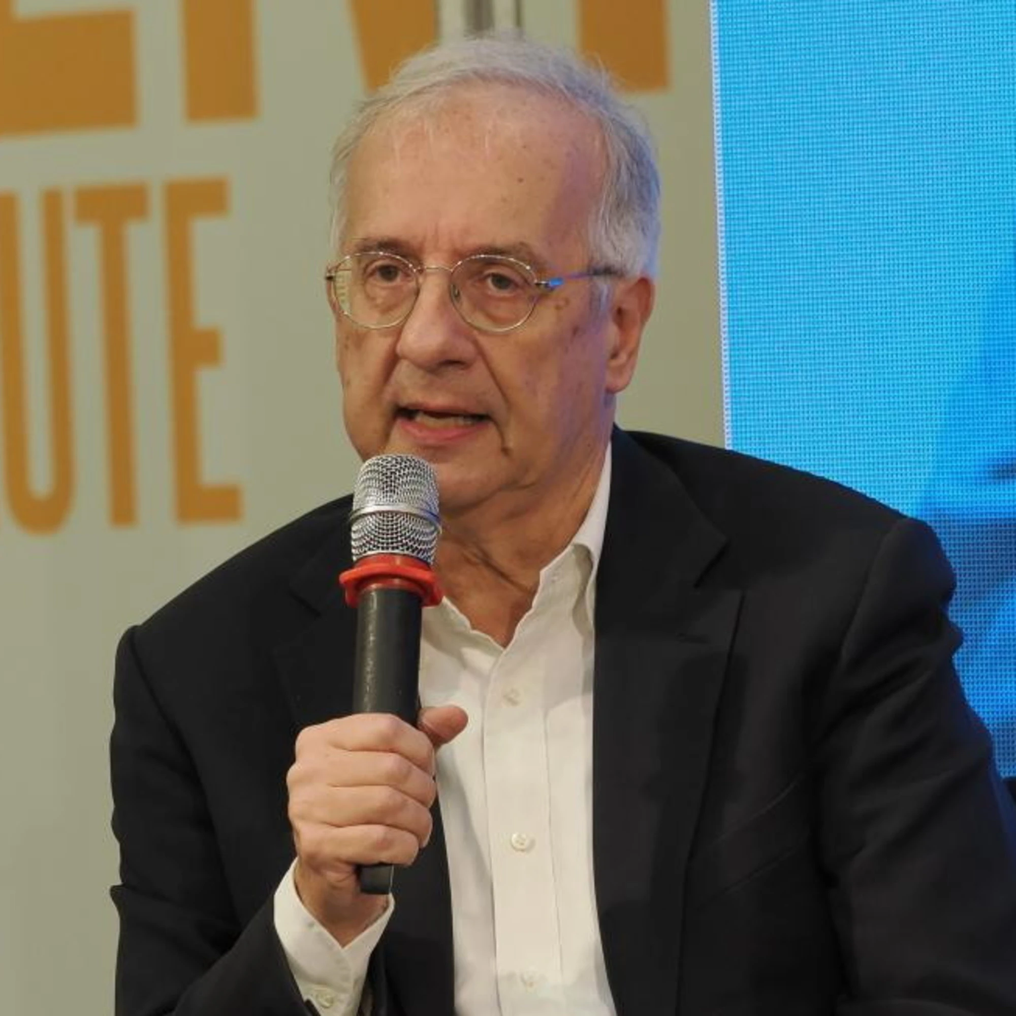 La tentazione di Walter Veltroni su voto e giustizia