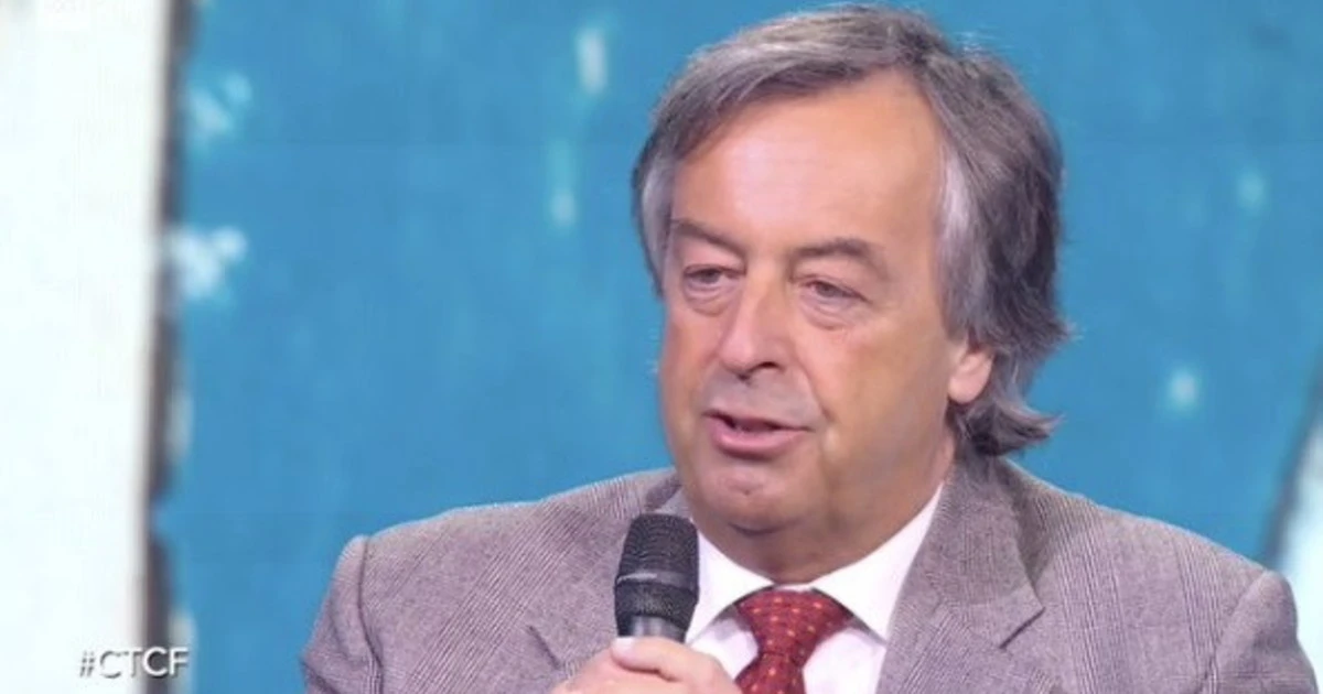 Quarta Repubblica, Vittorio Sgarbi contro Roberto Burioni: "Si è sostituito al Papa, è la dittatura della scienza"