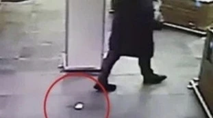 Napoli, perde diamanti per 50mila euro al supermercato: subito dopo... spunta un video inspiegabile