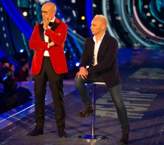 Salvo Veneziano, retroscena su Signorini al Grande Fratello: "In camerino quasi pianto insieme"