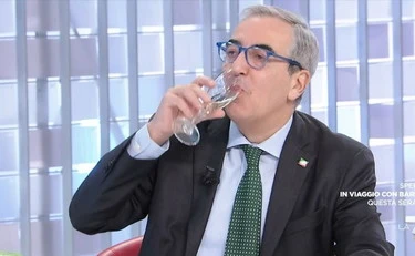 Maurizio Gasparri stronca Beppe Sala: quando Crozza faceva Sacchi...