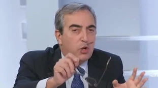 Maurizio Gasparri contro Augias: "Lui detta legge e la Rai paga"