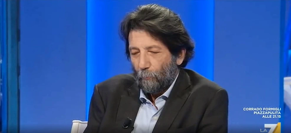 Massimo Cacciari a Otto e Mezzo, cannonate contro Matteo Renzi: "Crede di essere intelligente, ma..."